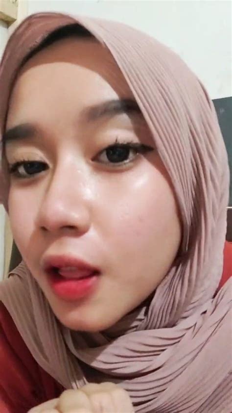OppyLanie X Bule Australia Crot Mulut .